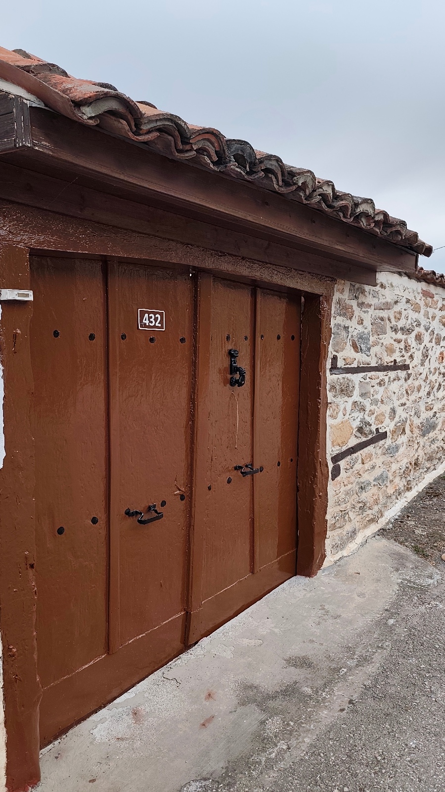 Όταν τα σοκάκια του Βογατσικού μιλούν με εικόνες