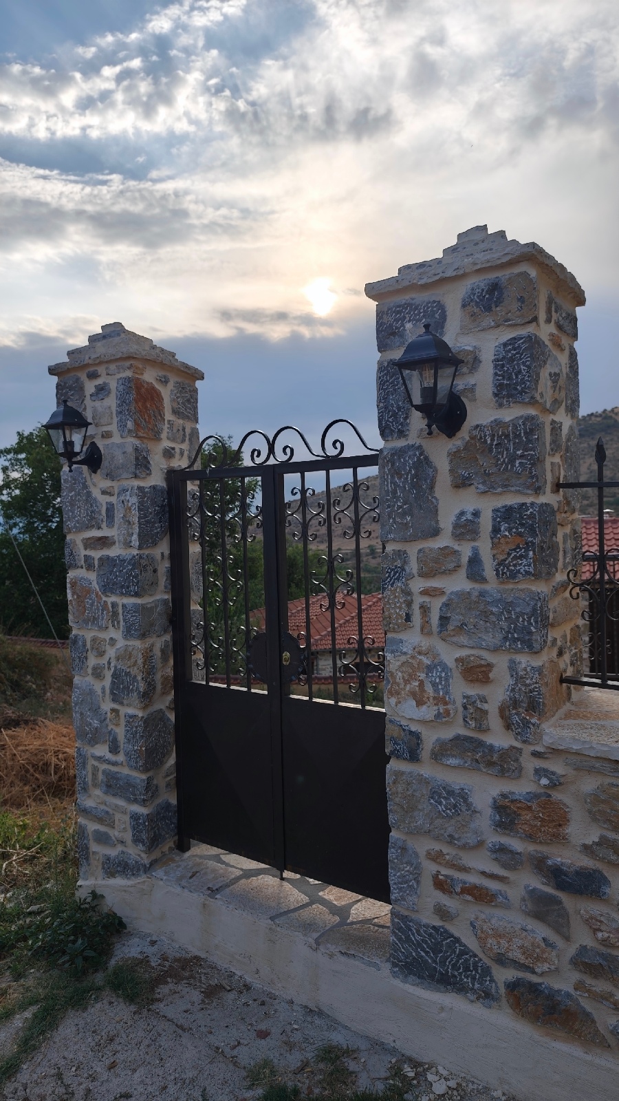 Όταν τα σοκάκια του Βογατσικού μιλούν με εικόνες