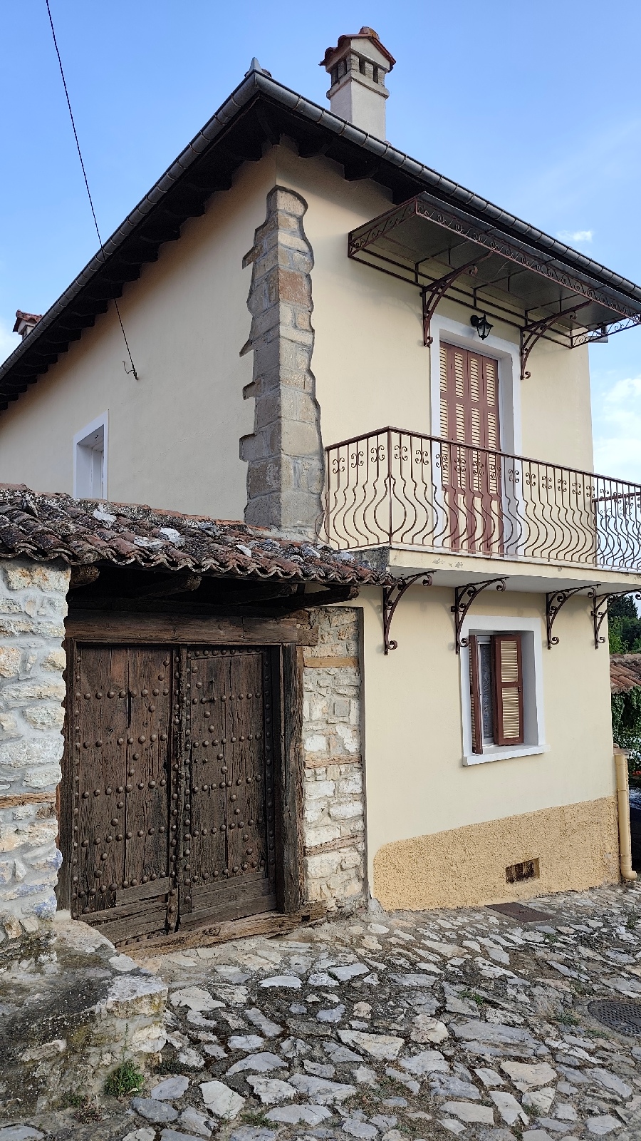 Όταν τα σοκάκια του Βογατσικού μιλούν με εικόνες
